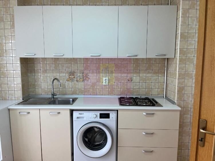 Apartament spatios si luminos Piata Unirii