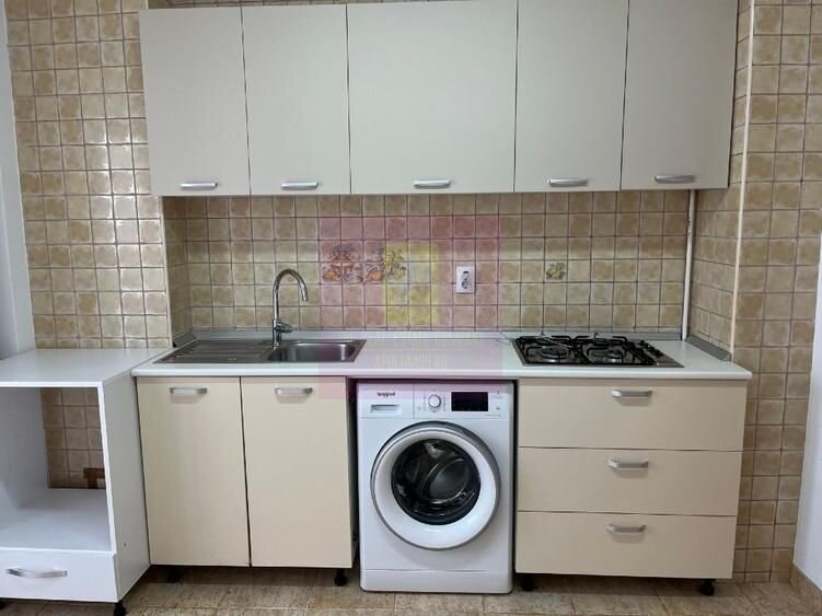 Apartament spatios si luminos Piata Unirii